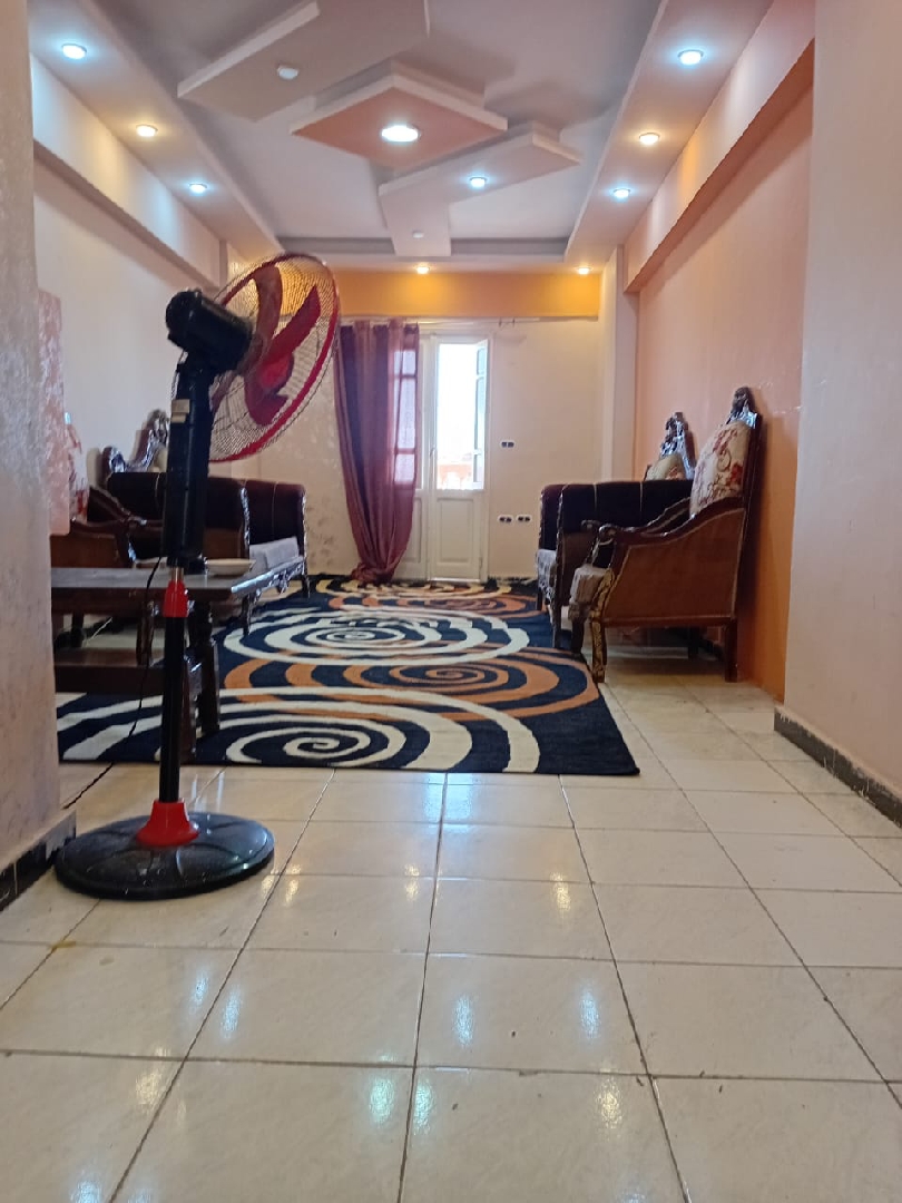 شقة غرفتين بعلم الروم بجوار محل سمك بحري وقريبة من الشعشاعي